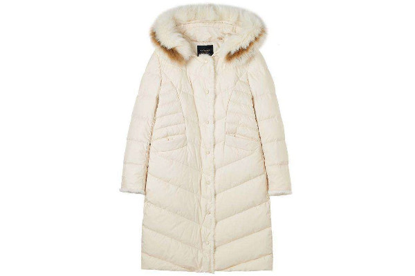 羽绒服买什么羽绒的好 羽绒服越轻越好还是越重越好 羽绒服买什么羽绒的好 羽绒服越轻越好还是越重越好