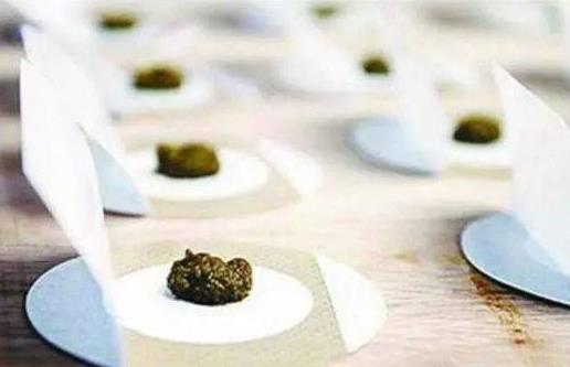 去年的三伏贴今年还可以用吗?三伏贴间隔8天可以贴吗