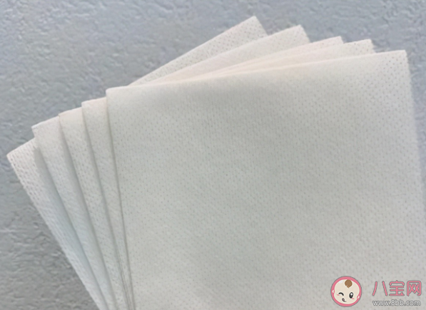 衣服染色放防染色片真的有用吗 防染色片是怎么防止染色的 衣服染色放防染色片真的有用吗 防染色片是怎么防止染色的