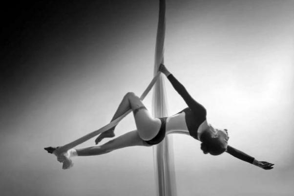 空中瑜伽的禁忌人群 空中瑜伽的注意事项 空中瑜伽的禁忌人群 空中瑜伽的注意事项