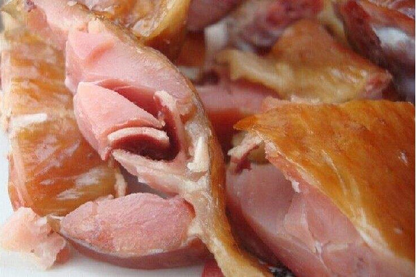 腊鸡用高压锅压多久 腊鸡可以炖萝卜吗 腊鸡用高压锅压多久 腊鸡可以炖萝卜吗