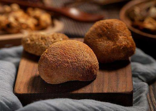 猴头菇的味道苦正常吗?猴头菇为啥吃起来是苦的