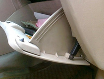 比亚迪f3汽车空调滤芯更换教程 快来了解一下2