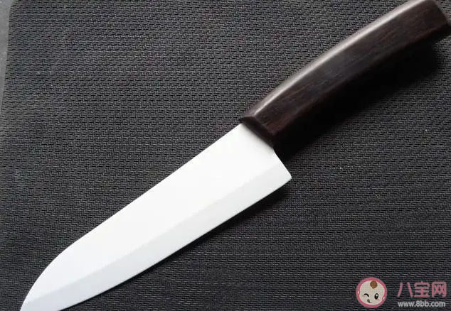 不小心被水果刀切伤怎么消毒 被水果刀划伤了该怎么办 不小心被水果刀切伤怎么消毒 被水果刀划伤了该怎么办