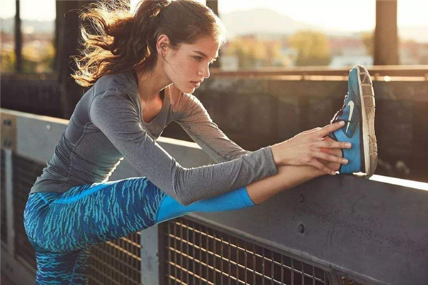 拉伸运动后可以洗澡吗 拉伸运动要注意什么 拉伸运动后可以洗澡吗 拉伸运动要注意什么