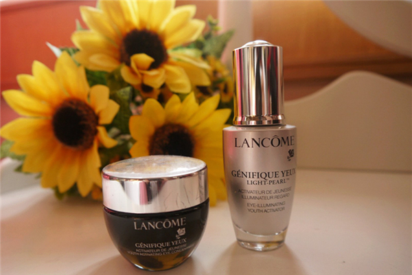 眼部精华一次用量多少 眼部精华一天用几次 眼部精华一次用量多少 眼部精华一天用几次