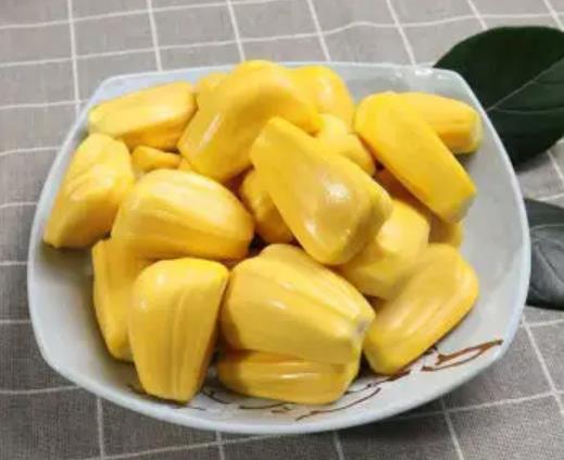 菠萝蜜怎么挑选才好吃?菠萝蜜为什么要开个孔