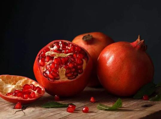 石榴放了好几天还能吃吗?石榴吃了一半剩下的放几天能吃