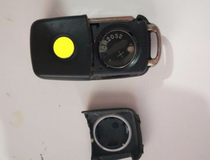 高尔夫车钥匙怎么换电池 8步教你轻松换高尔夫车钥匙电池6