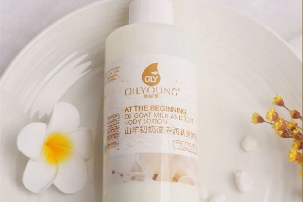 身体乳有什么成分是不安全的 身体乳买什么成分的好 身体乳有什么成分是不安全的 身体乳买什么成分的好