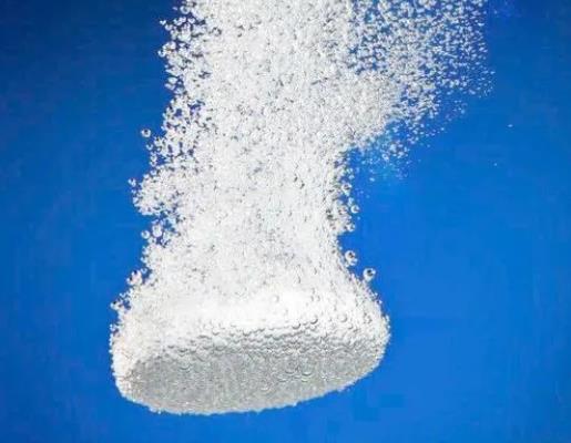 维c泡腾片要用什么杯子泡?维生素c泡腾片多久喝一次好