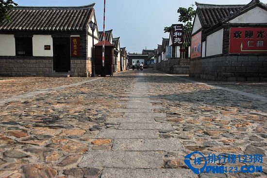 中国十大“贵族”乡村豪宅 让人大开眼界