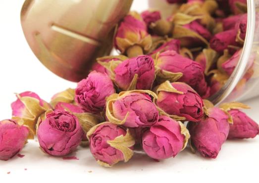 鲜花是不是都可以做成花茶?煮花茶要注意什么?