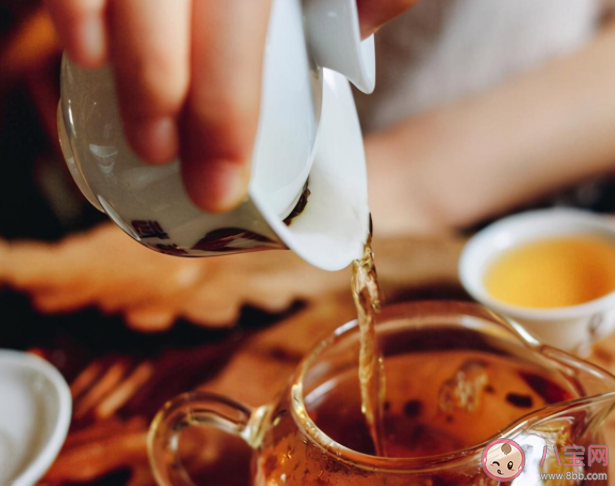 隔夜茶会致癌吗能不能放心喝 热茶倒入保温壶后能放多长 隔夜茶会致癌吗能不能放心喝 热茶倒入保温壶后能放多长