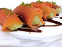 三文鱼卷家常做法 在家如何自制美味三文鱼卷？7