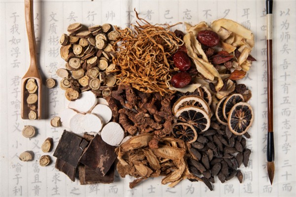 肾阳虚同房次数要减少吗 肾阳虚同房后会有什么症状 肾阳虚同房次数要减少吗 肾阳虚同房后会有什么症状