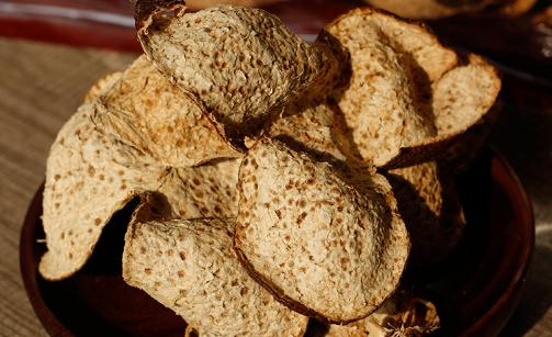 陈皮泡水一周喝几次好 一年的陈皮喝着效果好吗