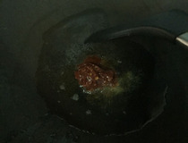 素炒野生蕨菜的做法 家常酸辣蕨菜做法介绍5