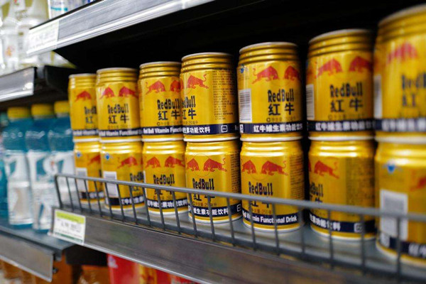 红牛不能和什么同食 红牛能和牛奶一起喝吗 红牛不能和什么同食 红牛能和牛奶一起喝吗