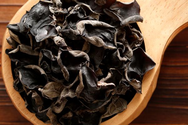 黑木耳对肾结石有好处吗 黑木耳对高血压有好处吗 黑木耳对肾结石有好处吗 黑木耳对高血压有好处吗