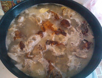 鸭架汤怎么熬 鸭架汤做法步骤5