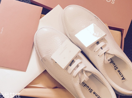 2022流行的小白鞋品牌 今年最火爆的小白鞋品牌 2022流行的小白鞋品牌 今年最火爆的小白鞋品牌