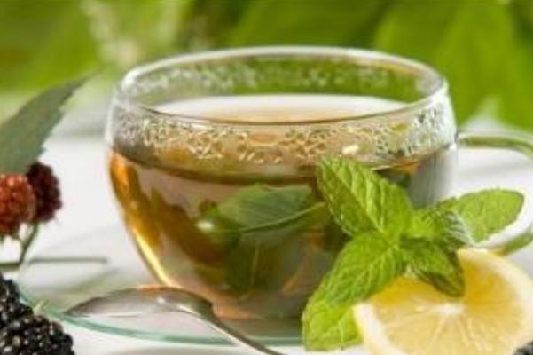 减肥茶是饭前喝还是饭后喝 经常喝减肥茶有什么危害 减肥茶是饭前喝还是饭后喝 经常喝减肥茶有什么危害