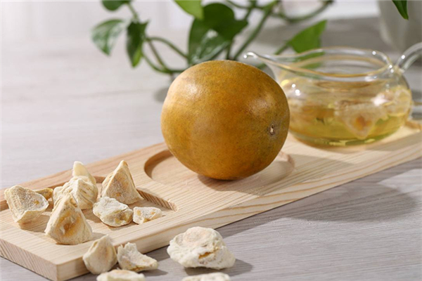 罗汉果泡水可以天天喝吗 罗汉果泡水多久喝一次 罗汉果泡水可以天天喝吗 罗汉果泡水多久喝一次