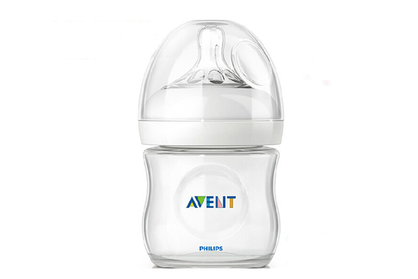 奶瓶是玻璃的好还是塑料的好 奶瓶是玻璃的好还是硅胶的好