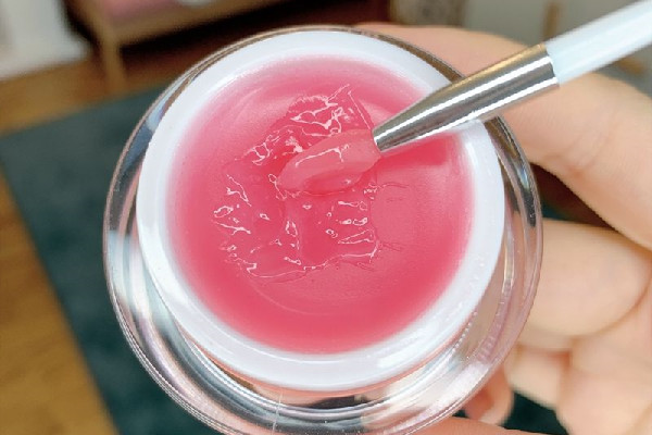 唇膜是口红之后用还是之前 唇膜什么时候用 唇膜是口红之后用还是之前 唇膜什么时候用