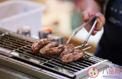 2元一根的烤肠到底是什么肉 2元一根的烤肠能不能吃 2元一根的烤肠到底是什么肉 2元一根的烤肠能不能吃