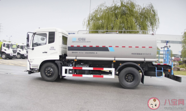 雨天洒水车为什么还要洒水 洒水车洒水的作用是什么