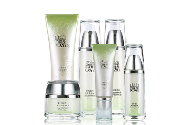 百雀羚护肤品适合什么年龄 百雀羚护肤品安全吗