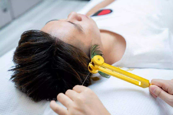 采耳的功效和作用 采耳可以清理耳屎吗 采耳的功效和作用 采耳可以清理耳屎吗