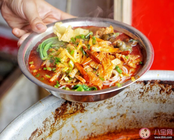 经常吃螺蛳粉会致癌是真的吗 哪些人不适合吃螺蛳粉 经常吃螺蛳粉会致癌是真的吗 哪些人不适合吃螺蛳粉