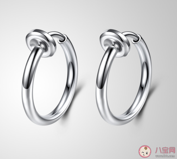 银饰品怎么清洗变亮泽 银饰怎么保养