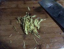 木耳炒鸡肉做法图解 8步做好简单美味木耳炒鸡肉3