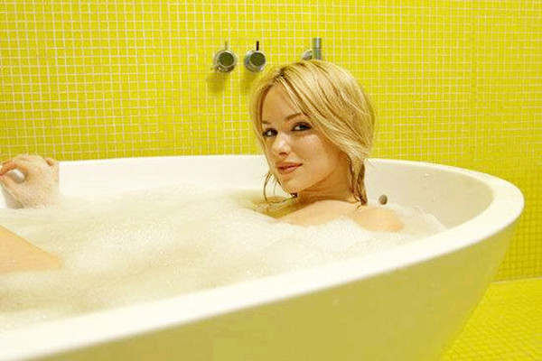 泡澡可以去除湿气吗 泡澡可以缓解感冒吗 泡澡可以去除湿气吗 泡澡可以缓解感冒吗