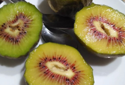 猕猴桃中间空心是因为打了激素吗2