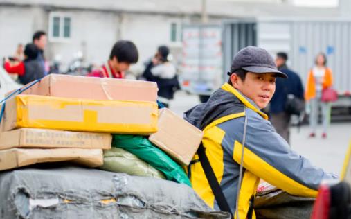 有新冠病毒的快递喷酒精有用吗 新冠病毒在快递上能存活多久