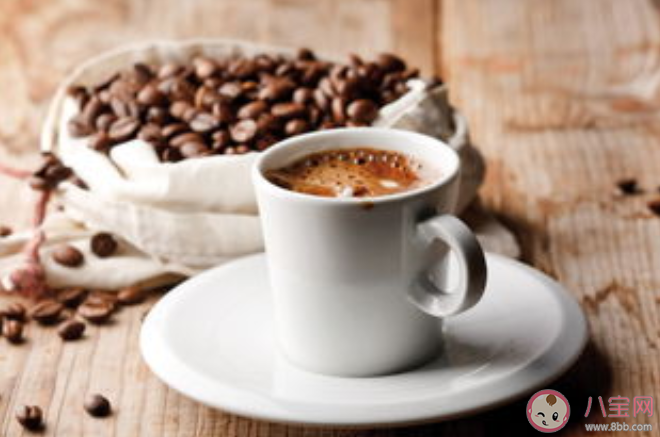 咖啡和茶可以同时喝吗 咖啡和茶一起喝有什么作用 咖啡和茶可以同时喝吗 咖啡和茶一起喝有什么作用