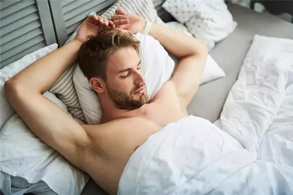 裸睡会不会遗精 裸睡怎么避免遗精 裸睡会不会遗精 裸睡怎么避免遗精