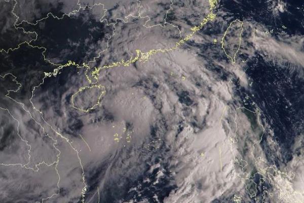 台风来临时应该怎么做 台风来临时哪里可以躲避