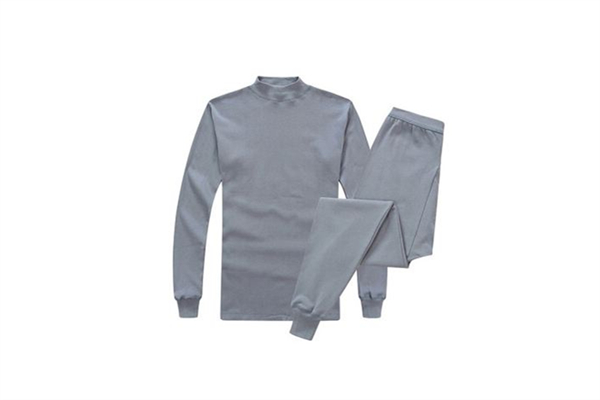 秋裤穿上腿为什么会拧巴 秋裤穿什么材质的好 秋裤穿上腿为什么会拧巴 秋裤穿什么材质的好