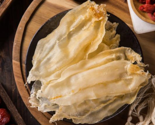 花胶煲汤什么时候放合适?花胶要提前泡多长时间才能煲汤