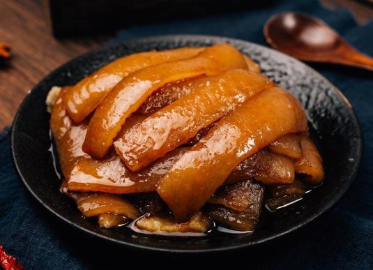 干的猪皮怎么泡?猪皮煮熟后发黑能吃吗