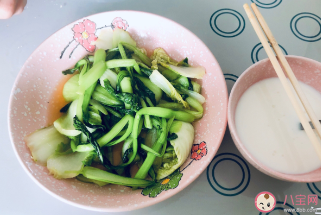 减肥只吃水煮菜会怎样 水煮蔬菜的正确打开方式