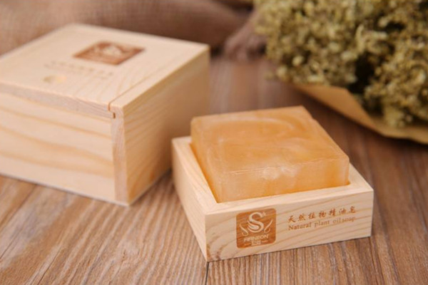 香皂的保质期是几年 香皂过期了还能用么 香皂的保质期是几年 香皂过期了还能用么