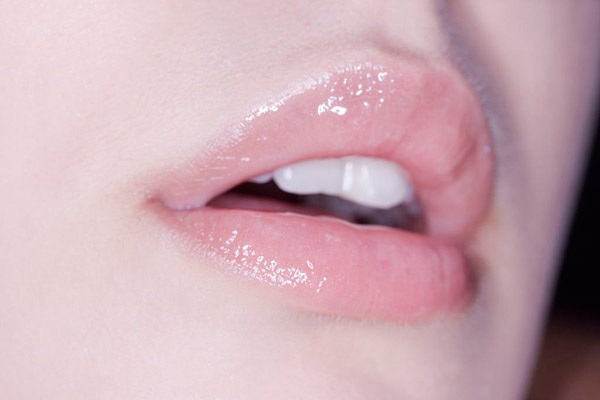 丰唇有硬块什么原因 丰唇硬块会消失吗 丰唇有硬块什么原因 丰唇硬块会消失吗