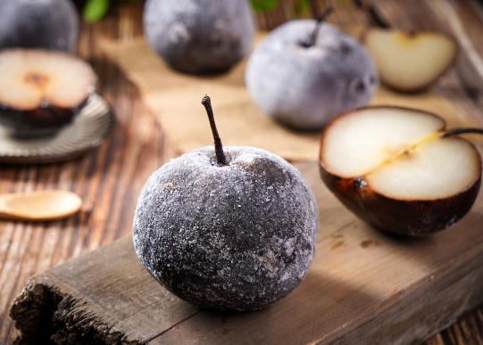 冻梨解冻后时间久了还能吃吗?吃了有酸味的冻梨会怎样